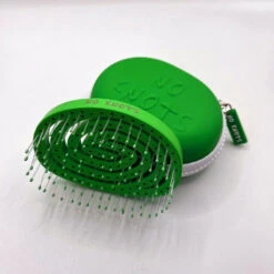 Magic Hair Brush No Knots Detangler Brush -Care Products MagicHairbrushForestGreen2