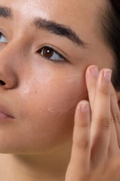 Skingredients Skin Shield Refill 73Ml 11 Skingredients Skin Shield Refill 73Ml -Care Products refill skin shield refill 6